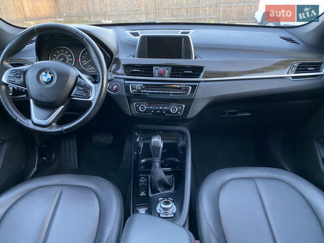Серый БМВ Х1, объемом двигателя 2 л и пробегом 183 тыс. км за 14550 $, фото 13 на Automoto.ua