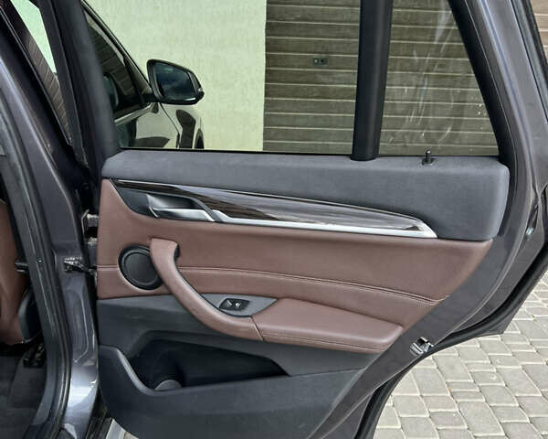 Сірий БМВ Х1, об'ємом двигуна 2 л та пробігом 164 тис. км за 16500 $, фото 22 на Automoto.ua