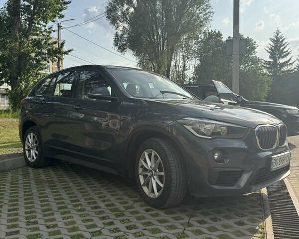 Серый БМВ Х1, объемом двигателя 2 л и пробегом 108 тыс. км за 19500 $, фото 1 на Automoto.ua
