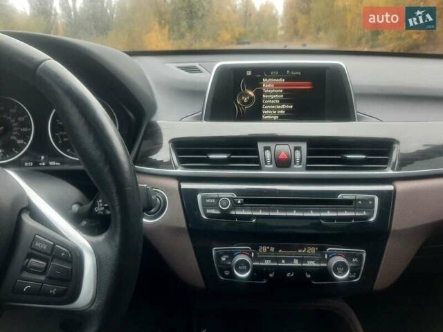 Сірий БМВ Х1, об'ємом двигуна 2 л та пробігом 188 тис. км за 18100 $, фото 7 на Automoto.ua