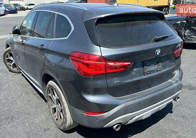 Сірий БМВ Х1, об'ємом двигуна 2 л та пробігом 160 тис. км за 10500 $, фото 6 на Automoto.ua