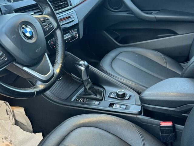 Сірий БМВ Х1, об'ємом двигуна 2 л та пробігом 150 тис. км за 12500 $, фото 8 на Automoto.ua