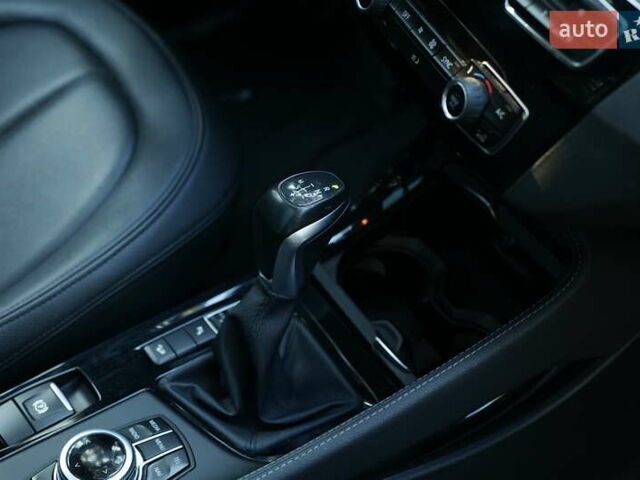 Сірий БМВ Х1, об'ємом двигуна 2 л та пробігом 111 тис. км за 17000 $, фото 36 на Automoto.ua