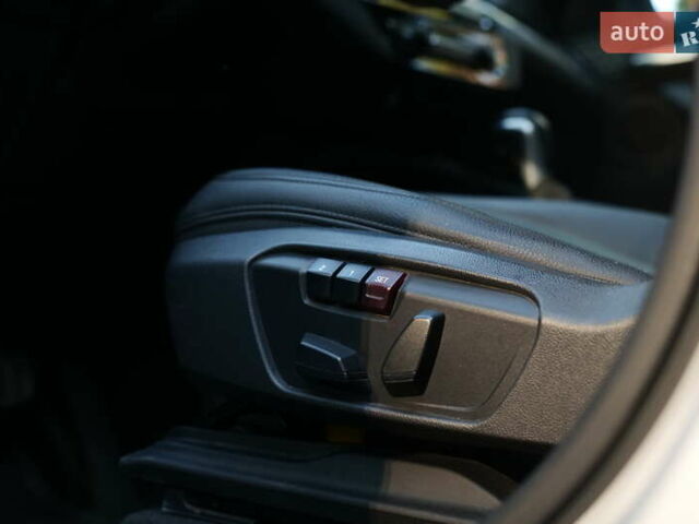 Сірий БМВ Х1, об'ємом двигуна 2 л та пробігом 111 тис. км за 17000 $, фото 41 на Automoto.ua