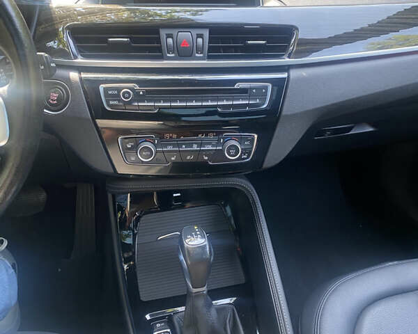 Сірий БМВ Х1, об'ємом двигуна 2 л та пробігом 177 тис. км за 18499 $, фото 18 на Automoto.ua