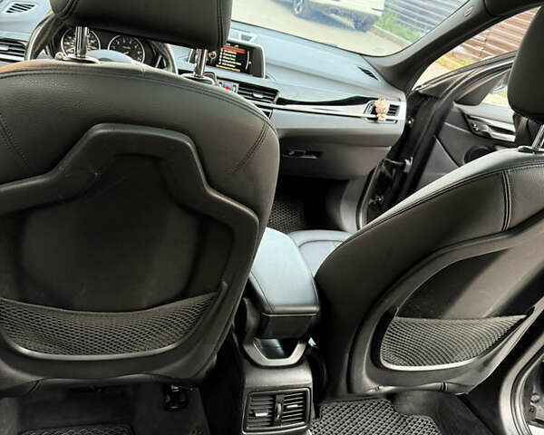 Серый БМВ Х1, объемом двигателя 2 л и пробегом 265 тыс. км за 16800 $, фото 28 на Automoto.ua