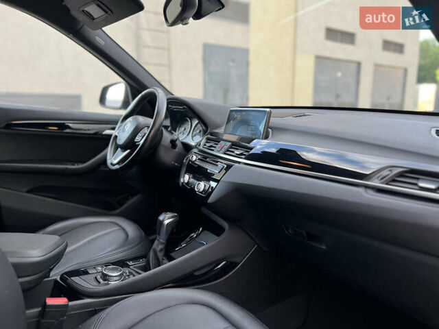 Сірий БМВ Х1, об'ємом двигуна 2 л та пробігом 191 тис. км за 14590 $, фото 11 на Automoto.ua