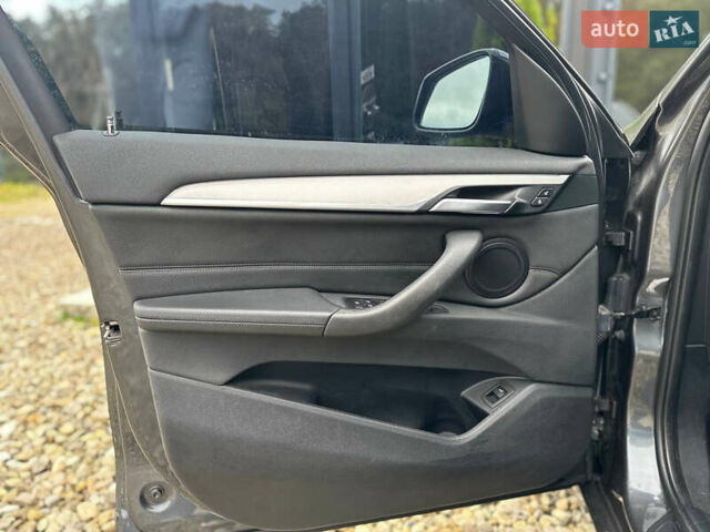 Сірий БМВ Х1, об'ємом двигуна 2 л та пробігом 100 тис. км за 16500 $, фото 14 на Automoto.ua