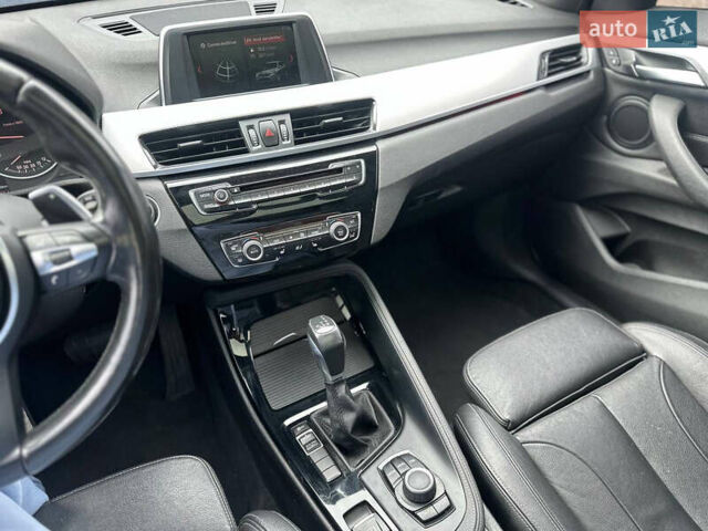 Сірий БМВ Х1, об'ємом двигуна 2 л та пробігом 100 тис. км за 16500 $, фото 13 на Automoto.ua