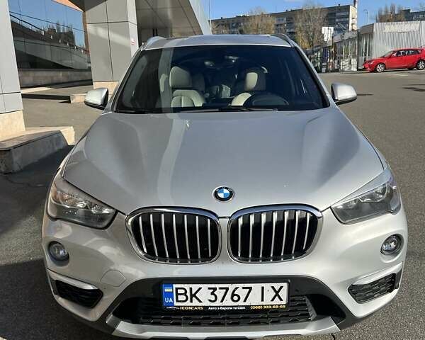 Серый БМВ Х1, объемом двигателя 2 л и пробегом 78 тыс. км за 21000 $, фото 1 на Automoto.ua