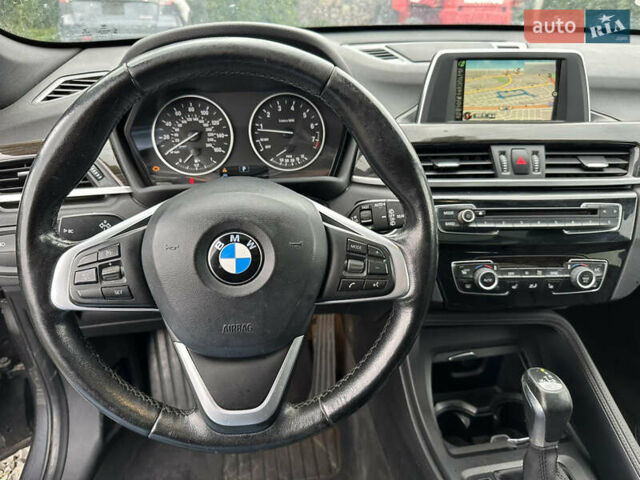 Серый БМВ Х1, объемом двигателя 2 л и пробегом 199 тыс. км за 12990 $, фото 10 на Automoto.ua