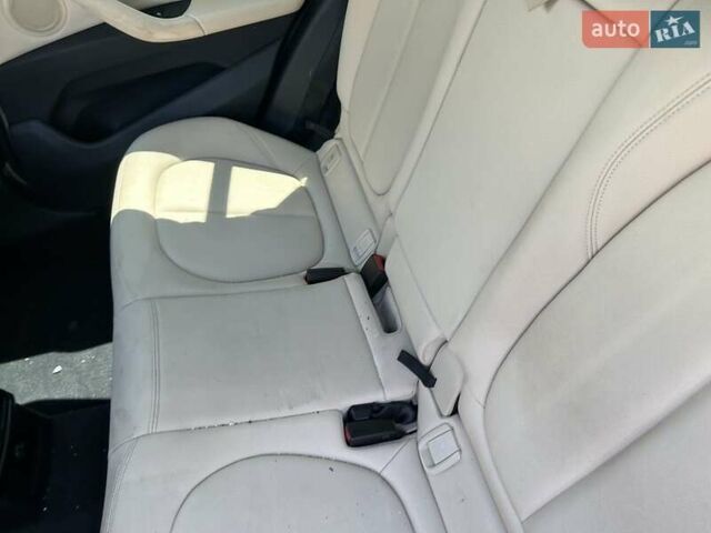 Серый БМВ Х1, объемом двигателя 2 л и пробегом 100 тыс. км за 15999 $, фото 7 на Automoto.ua