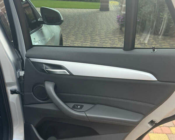 Серый БМВ Х1, объемом двигателя 1.5 л и пробегом 177 тыс. км за 21700 $, фото 10 на Automoto.ua