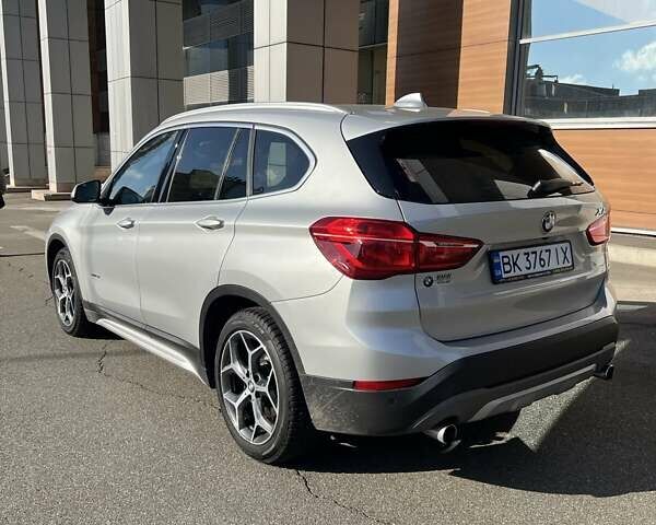 Серый БМВ Х1, объемом двигателя 2 л и пробегом 78 тыс. км за 21000 $, фото 3 на Automoto.ua