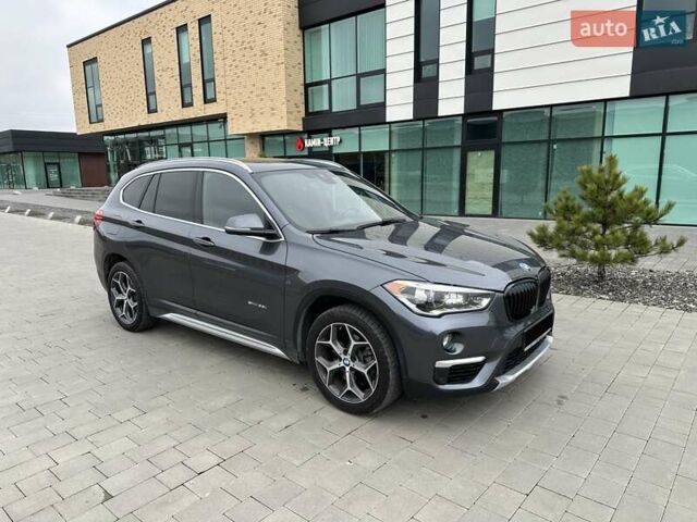 Сірий БМВ Х1, об'ємом двигуна 2 л та пробігом 172 тис. км за 17599 $, фото 5 на Automoto.ua