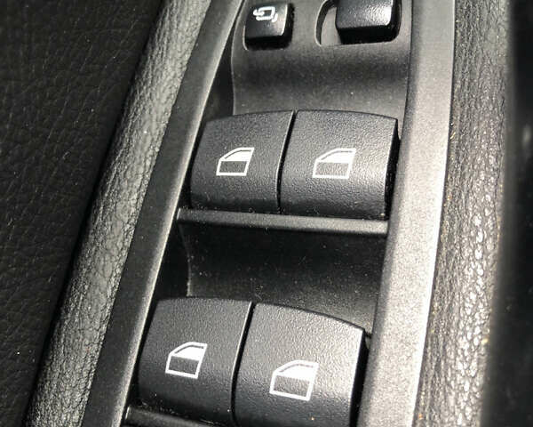 Серый БМВ Х1, объемом двигателя 2 л и пробегом 112 тыс. км за 19400 $, фото 19 на Automoto.ua