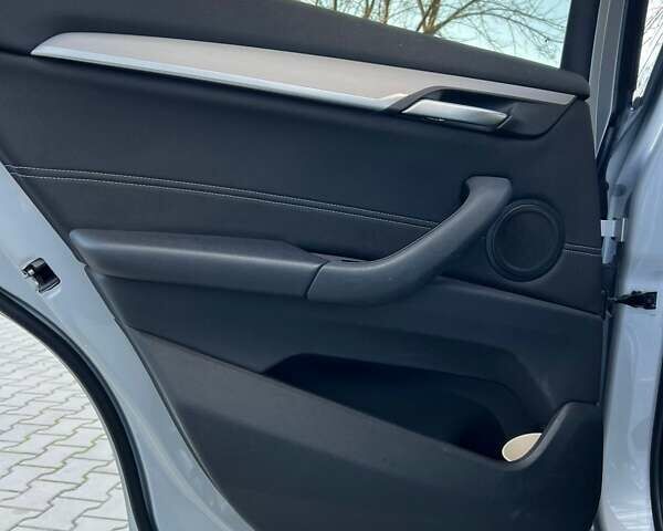 Серый БМВ Х1, объемом двигателя 2 л и пробегом 216 тыс. км за 18550 $, фото 25 на Automoto.ua