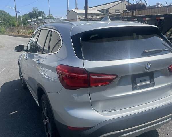 Серый БМВ Х1, объемом двигателя 2 л и пробегом 100 тыс. км за 15999 $, фото 3 на Automoto.ua