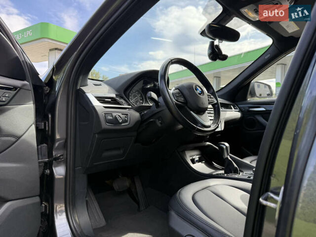 Серый БМВ Х1, объемом двигателя 2 л и пробегом 90 тыс. км за 17900 $, фото 80 на Automoto.ua