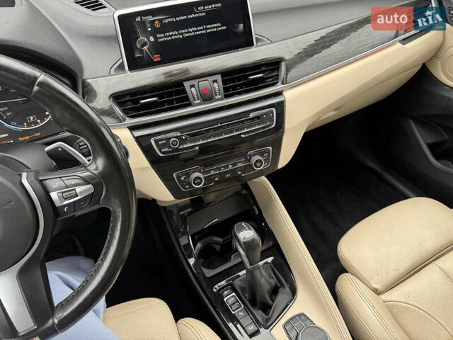 Сірий БМВ Х1, об'ємом двигуна 2 л та пробігом 198 тис. км за 12000 $, фото 12 на Automoto.ua