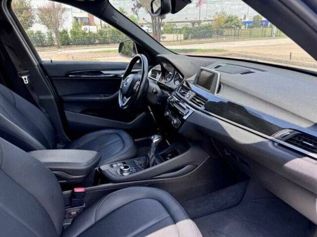 Серый БМВ Х1, объемом двигателя 2 л и пробегом 42 тыс. км за 4000 $, фото 14 на Automoto.ua
