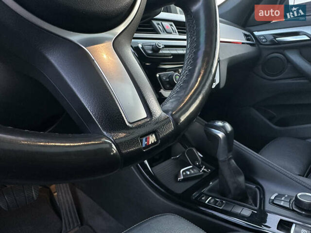 Серый БМВ Х1, объемом двигателя 2 л и пробегом 99 тыс. км за 18650 $, фото 35 на Automoto.ua