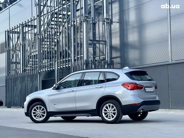 Сірий БМВ Х1, об'ємом двигуна 2 л та пробігом 110 тис. км за 22100 $, фото 8 на Automoto.ua