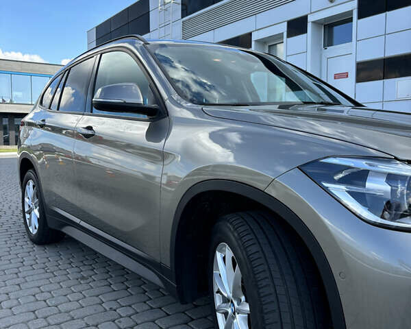 Серый БМВ Х1, объемом двигателя 2 л и пробегом 205 тыс. км за 23800 $, фото 52 на Automoto.ua