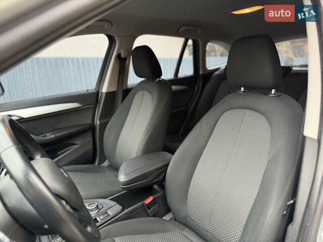 Серый БМВ Х1, объемом двигателя 2 л и пробегом 249 тыс. км за 18900 $, фото 43 на Automoto.ua