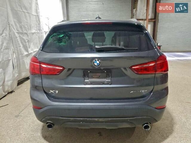 Серый БМВ Х1, объемом двигателя 2 л и пробегом 83 тыс. км за 4200 $, фото 5 на Automoto.ua