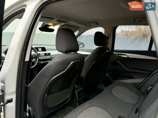 Серый БМВ Х1, объемом двигателя 2 л и пробегом 249 тыс. км за 18900 $, фото 22 на Automoto.ua