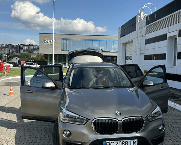 Серый БМВ Х1, объемом двигателя 2 л и пробегом 205 тыс. км за 23800 $, фото 60 на Automoto.ua