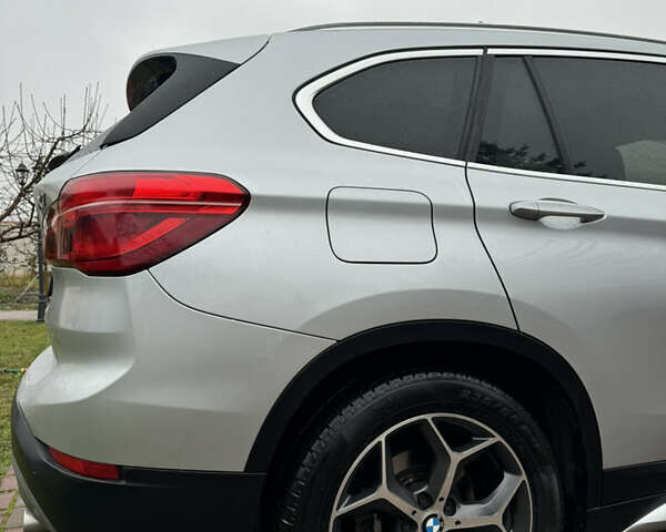 Сірий БМВ Х1, об'ємом двигуна 2 л та пробігом 202 тис. км за 18500 $, фото 7 на Automoto.ua