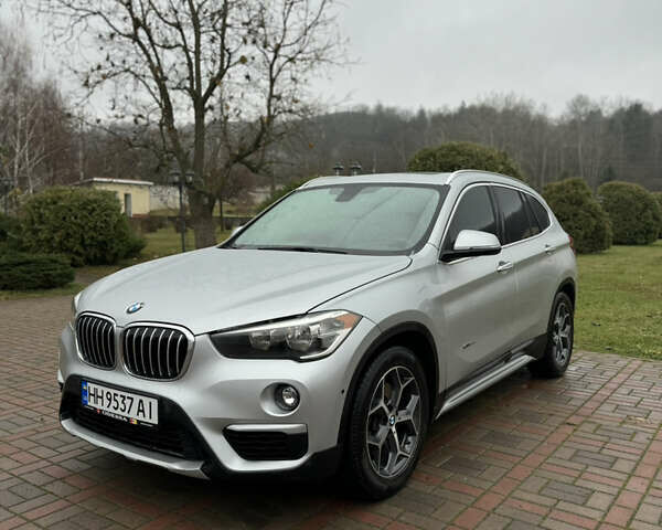 Сірий БМВ Х1, об'ємом двигуна 2 л та пробігом 202 тис. км за 18500 $, фото 1 на Automoto.ua
