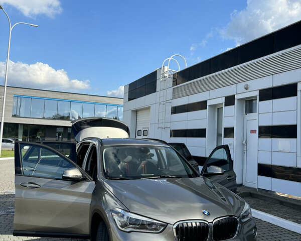 Серый БМВ Х1, объемом двигателя 2 л и пробегом 205 тыс. км за 23800 $, фото 61 на Automoto.ua
