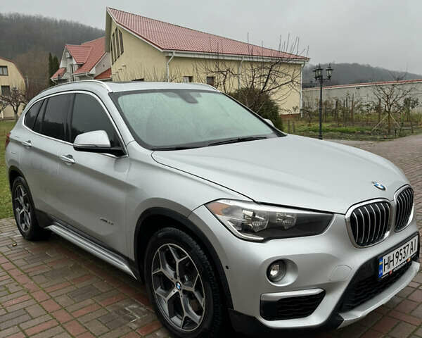 Сірий БМВ Х1, об'ємом двигуна 2 л та пробігом 202 тис. км за 18500 $, фото 4 на Automoto.ua