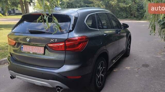 Сірий БМВ Х1, об'ємом двигуна 2.8 л та пробігом 142 тис. км за 19999 $, фото 4 на Automoto.ua