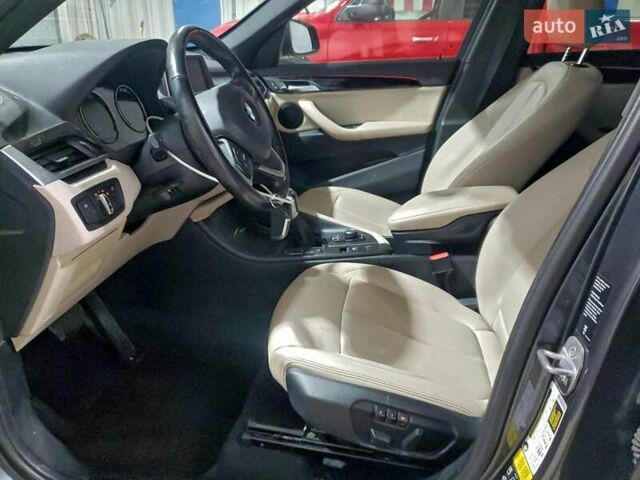 Серый БМВ Х1, объемом двигателя 2 л и пробегом 83 тыс. км за 4200 $, фото 6 на Automoto.ua