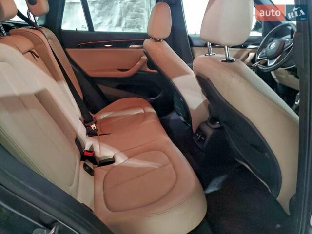 Серый БМВ Х1, объемом двигателя 2 л и пробегом 83 тыс. км за 4200 $, фото 10 на Automoto.ua