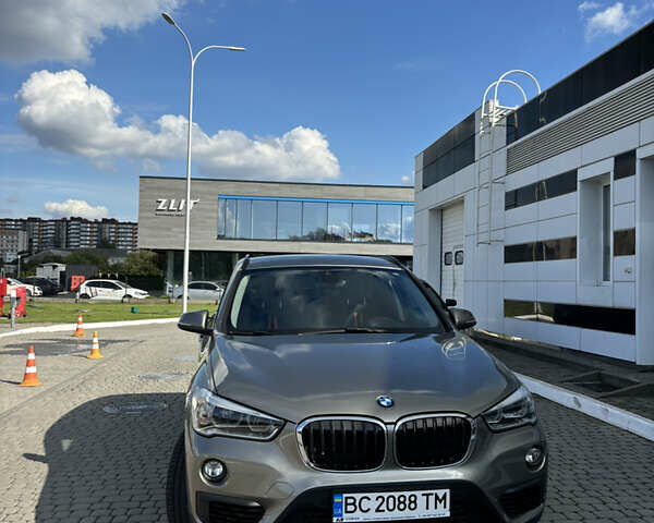 Серый БМВ Х1, объемом двигателя 2 л и пробегом 205 тыс. км за 23800 $, фото 86 на Automoto.ua