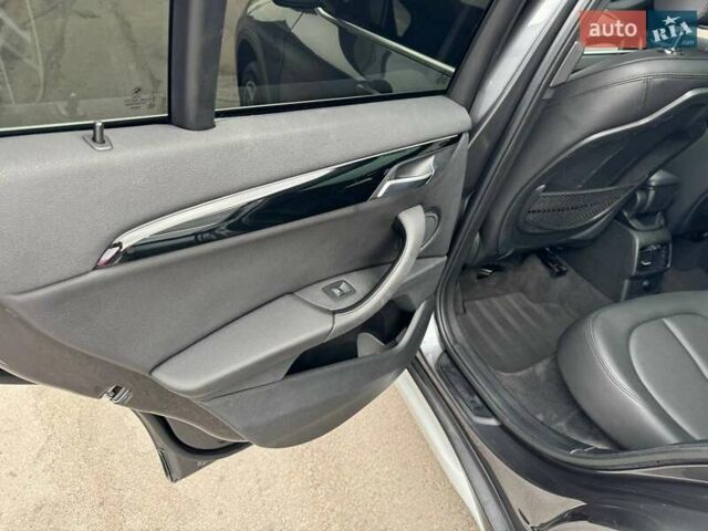 Сірий БМВ Х1, об'ємом двигуна 2 л та пробігом 138 тис. км за 17950 $, фото 9 на Automoto.ua
