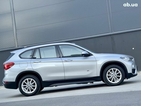 Сірий БМВ Х1, об'ємом двигуна 2 л та пробігом 110 тис. км за 22100 $, фото 7 на Automoto.ua