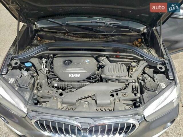 Серый БМВ Х1, объемом двигателя 2 л и пробегом 83 тыс. км за 4200 $, фото 11 на Automoto.ua