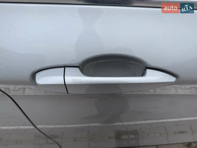 Сірий БМВ Х1, об'ємом двигуна 2 л та пробігом 188 тис. км за 11500 $, фото 23 на Automoto.ua