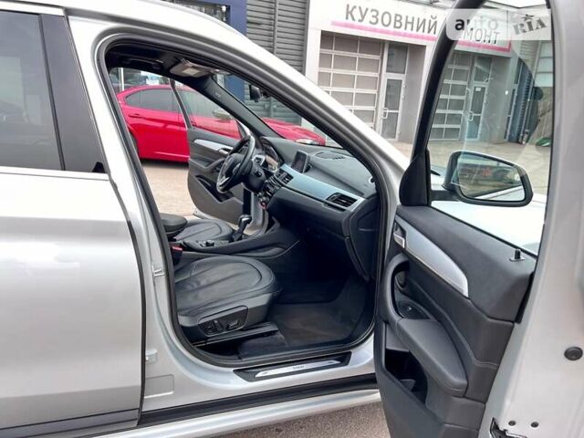 Сірий БМВ Х1, об'ємом двигуна 2 л та пробігом 128 тис. км за 18900 $, фото 28 на Automoto.ua