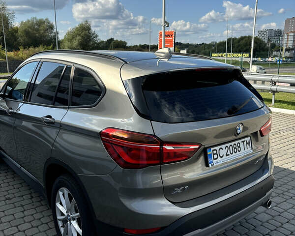 Серый БМВ Х1, объемом двигателя 2 л и пробегом 205 тыс. км за 23800 $, фото 81 на Automoto.ua