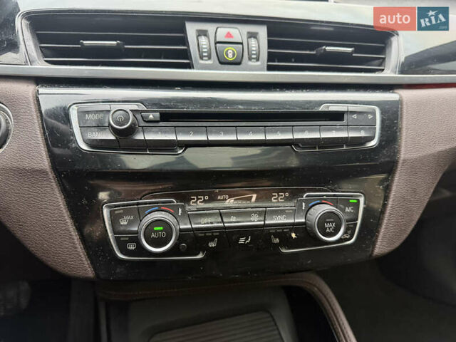 Сірий БМВ Х1, об'ємом двигуна 2 л та пробігом 188 тис. км за 11500 $, фото 38 на Automoto.ua