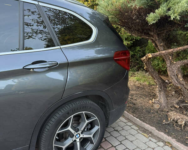 Серый БМВ Х1, объемом двигателя 2 л и пробегом 180 тыс. км за 20500 $, фото 1 на Automoto.ua