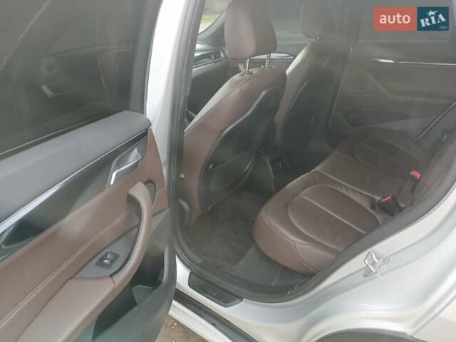 Сірий БМВ Х1, об'ємом двигуна 2 л та пробігом 189 тис. км за 16500 $, фото 14 на Automoto.ua