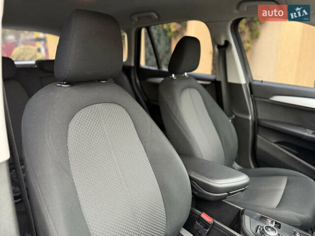 Серый БМВ Х1, объемом двигателя 2 л и пробегом 249 тыс. км за 18900 $, фото 47 на Automoto.ua